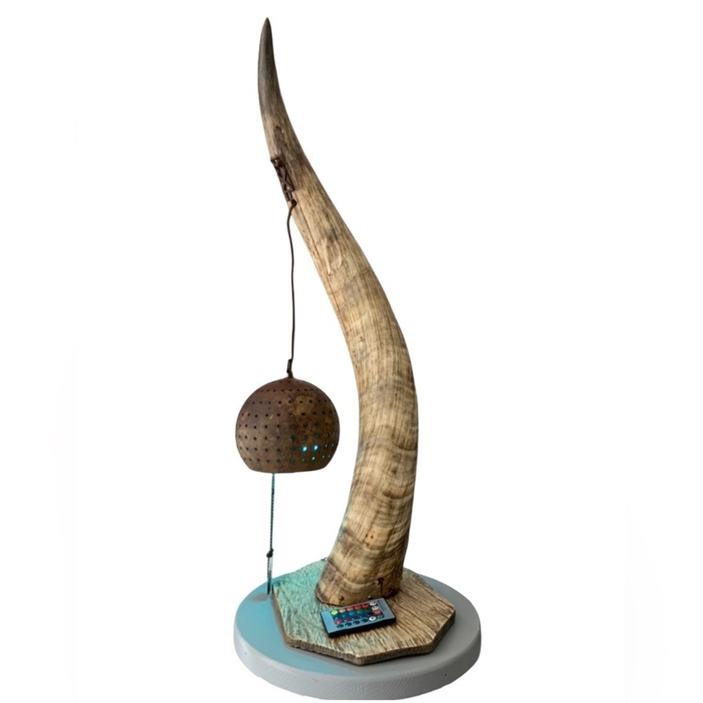 LAMP STEER HORN SKULL BASE one of a kind remote control multi lights metalSphere